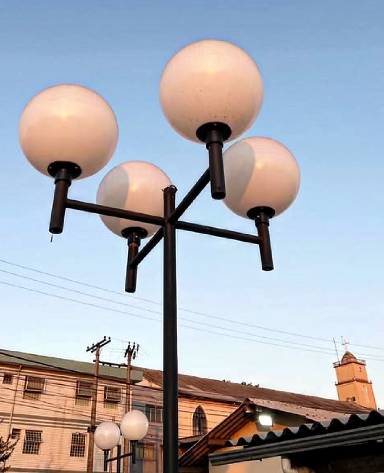 Área externa do Mercado do Bairro São Paulo em Belo Horizonte